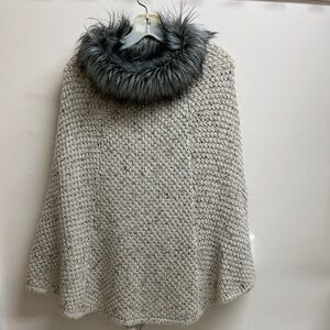 STEVE MADDEN KNIT  PONCHO